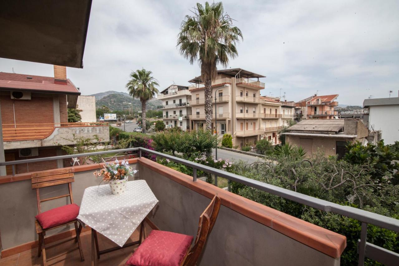 B&B Villa Carmen Sant'Alessio Siculo Exterior foto