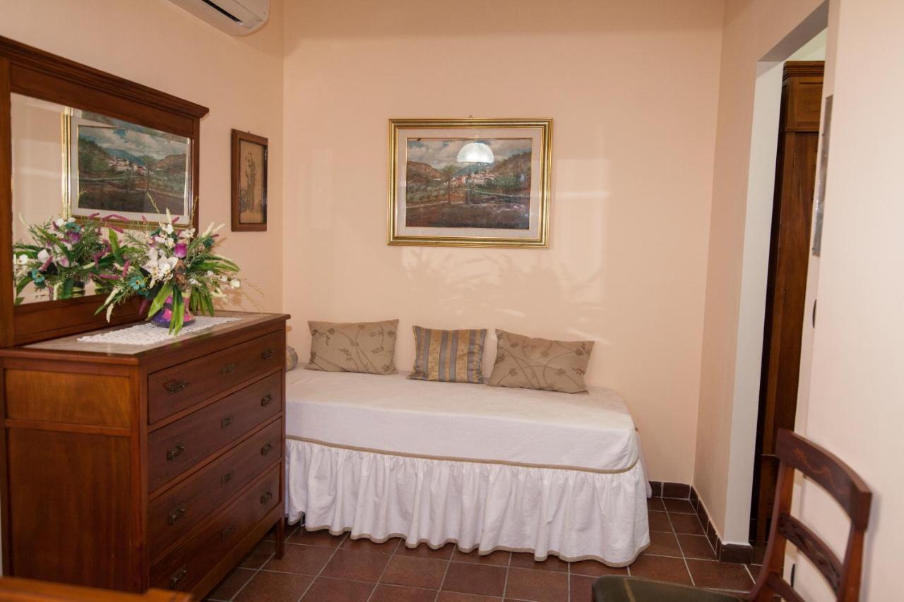 B&B Villa Carmen Sant'Alessio Siculo Exterior foto